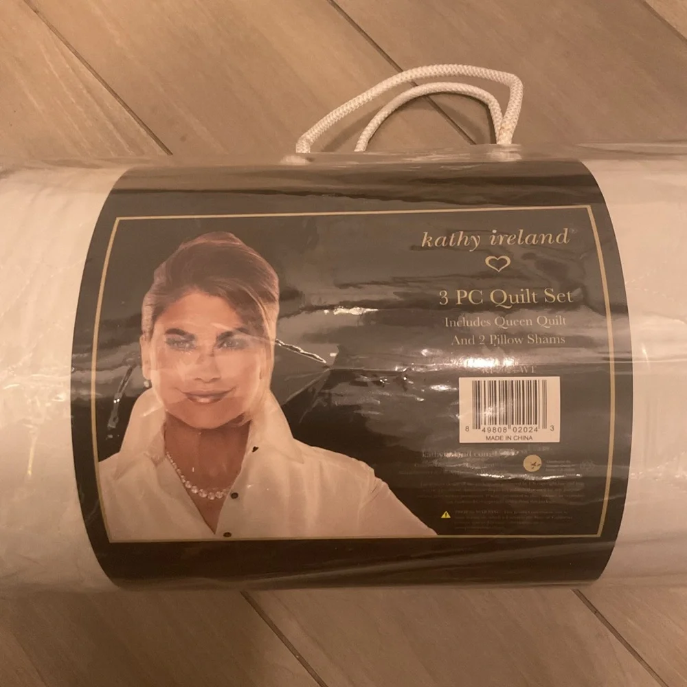 NWT Kathy Ireland 3-pc White Queen Quilt Bedding Set w/Shams Country Shabby Chic